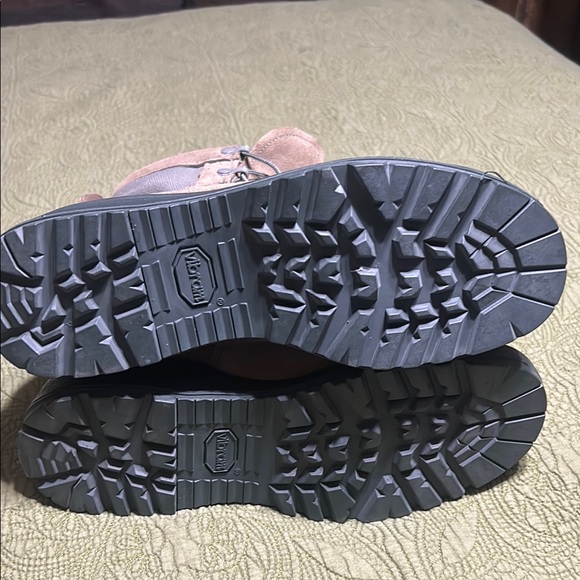 Belleville SteelToe Tan and Gray Tactical Boots main image 6
